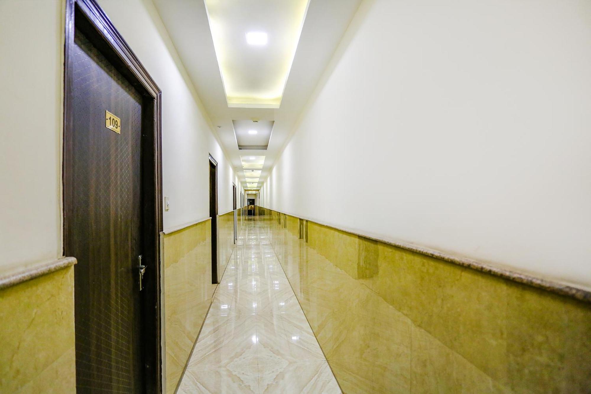 Fabhotel The Kiara Near Igi Delhi Airport New Delhi Eksteriør billede